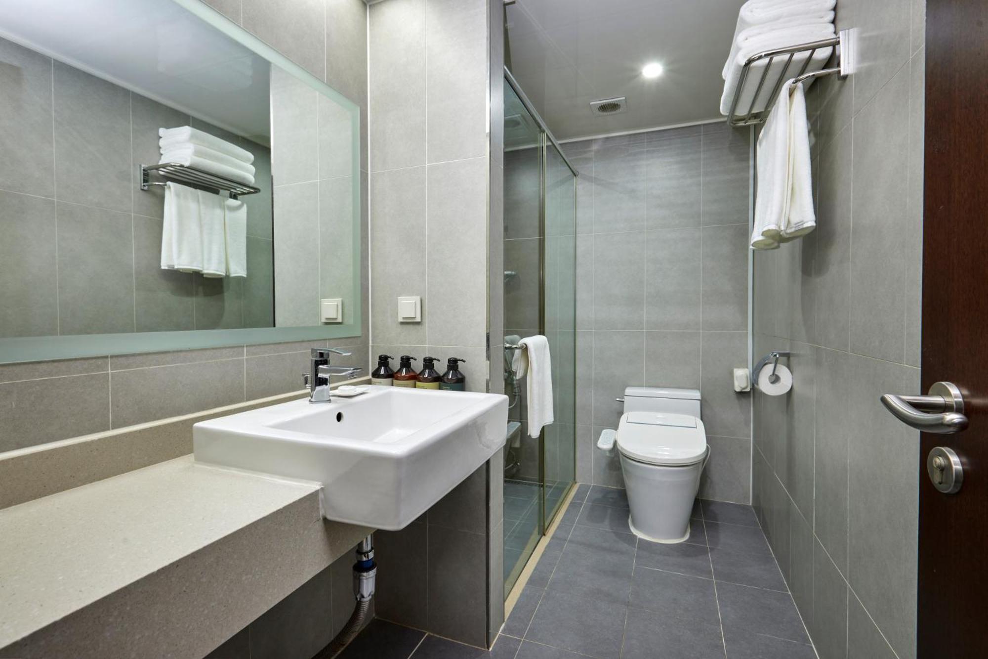 Hotel Interciti Тэджон Экстерьер фото